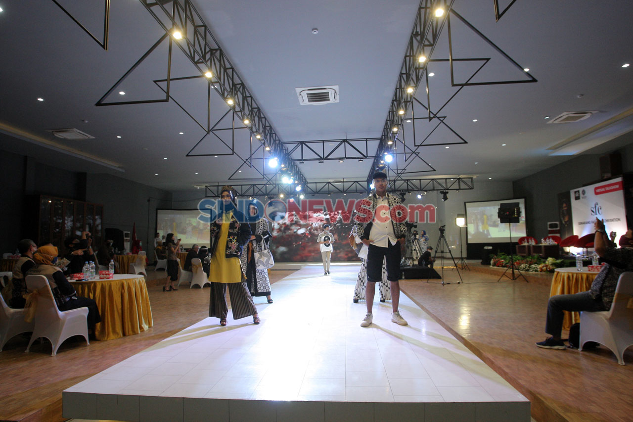 Geliat Semarang Fashion...