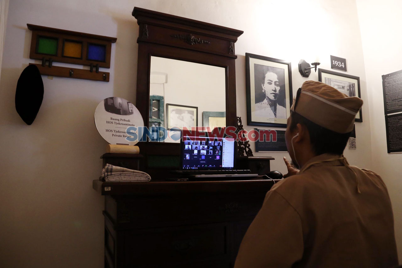 Guru SD Mengajar Daring...