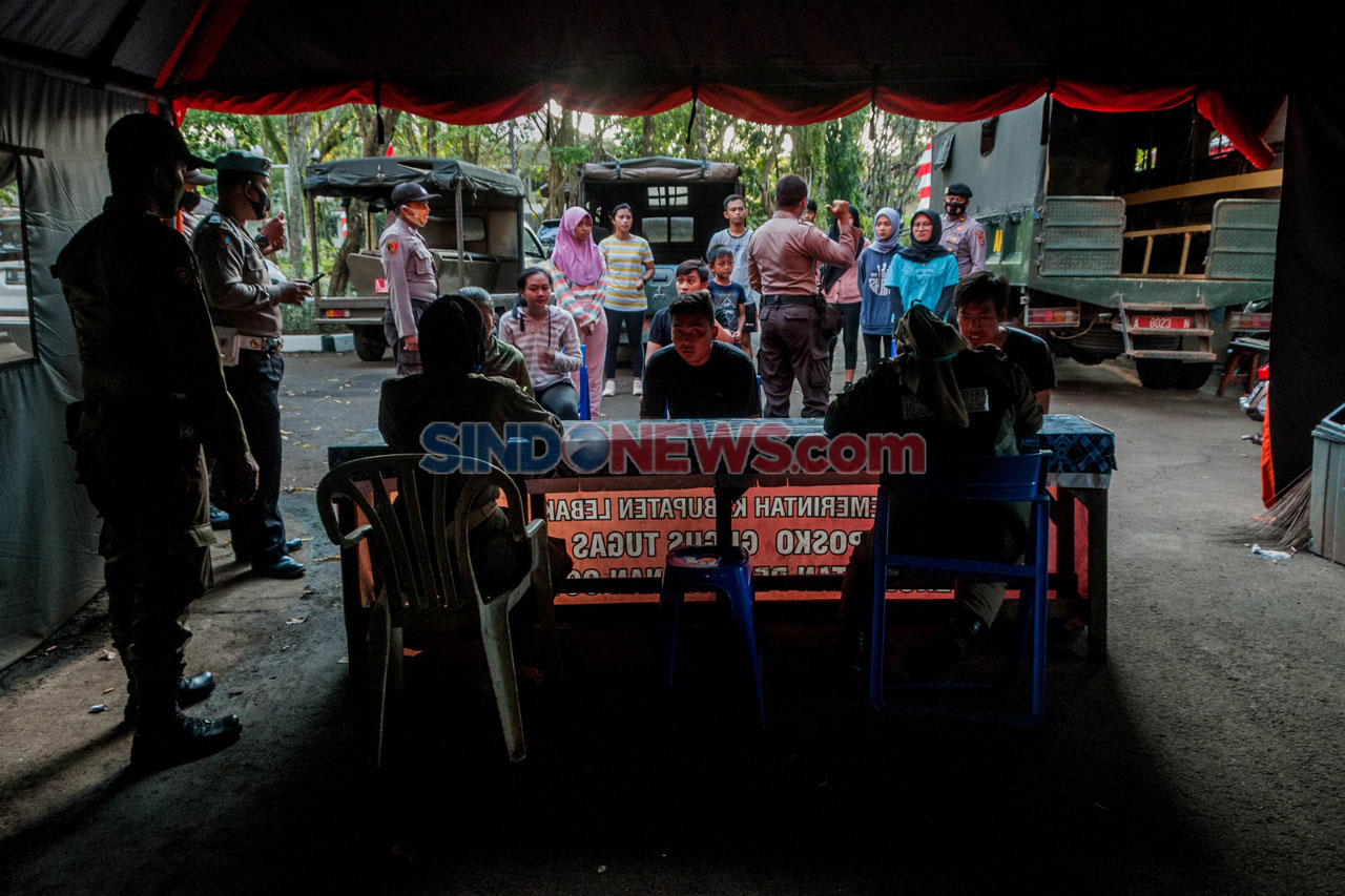 Puluhan Warga Terjaring...