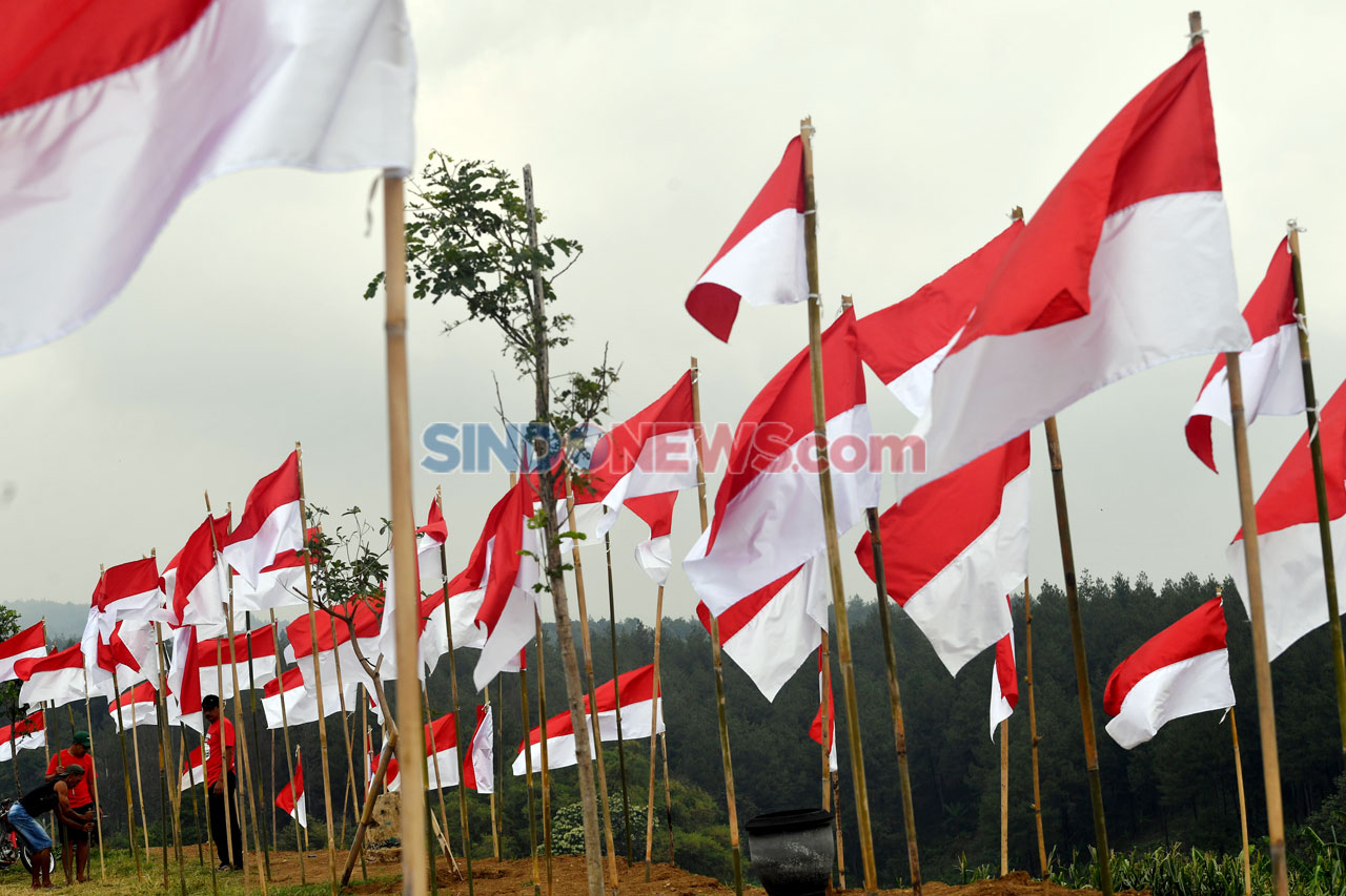 Ribuan Bendera Merah...