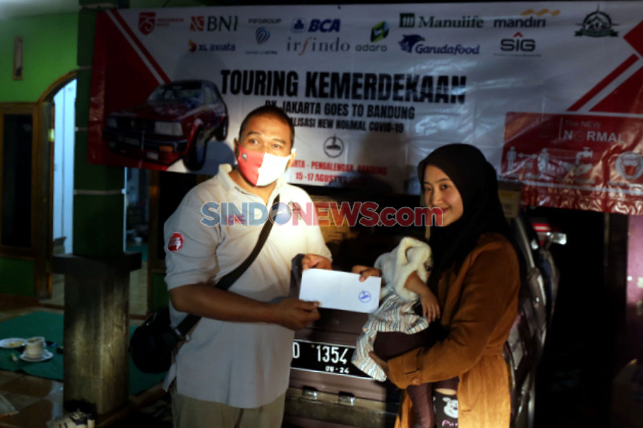 Rayakan HUT Ke-75 RI,...