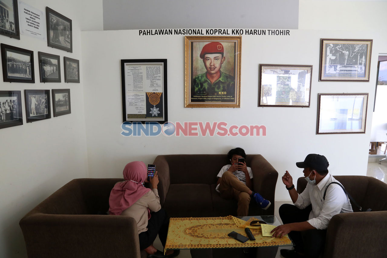 Menikmati Penerbangan...