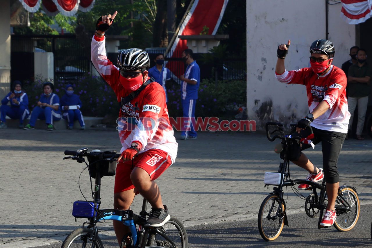 Ratusan Peserta Gowes...