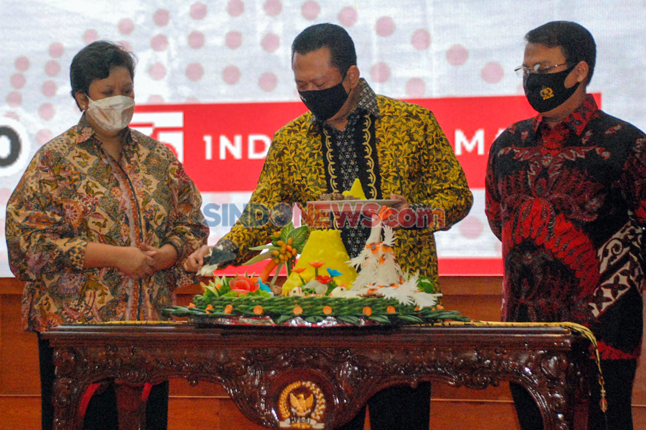 Bamsoet Hadiri Peringatan...