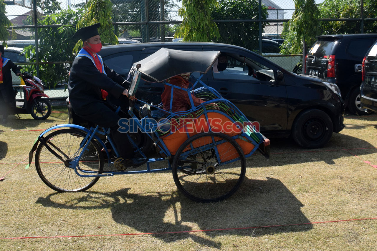 Naik Becak, Musa Al...