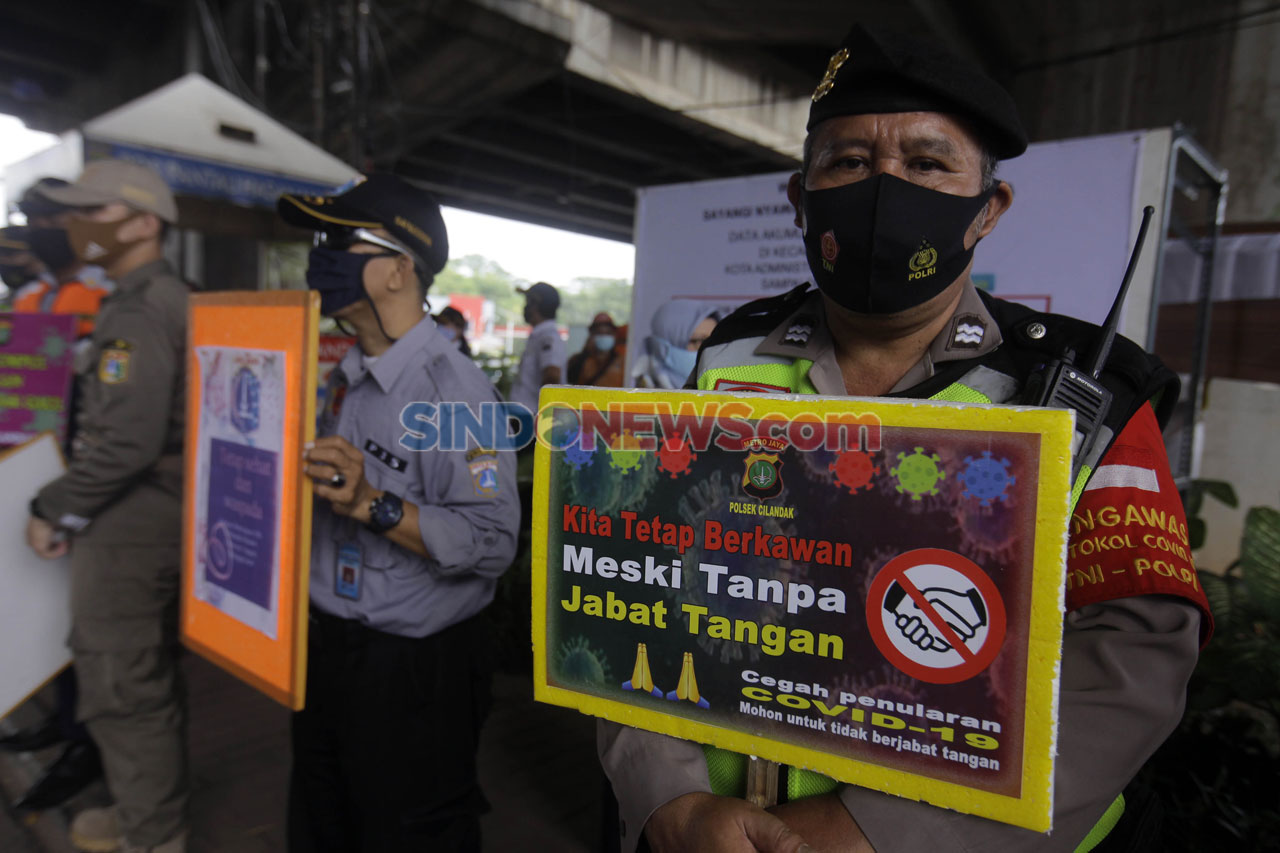 Petugas Gabungan Sosialisasi...