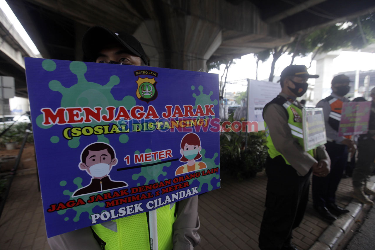 Petugas Gabungan Sosialisasi...
