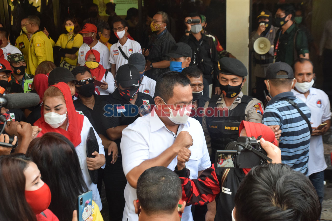 Lawan Kotak Kosong,...