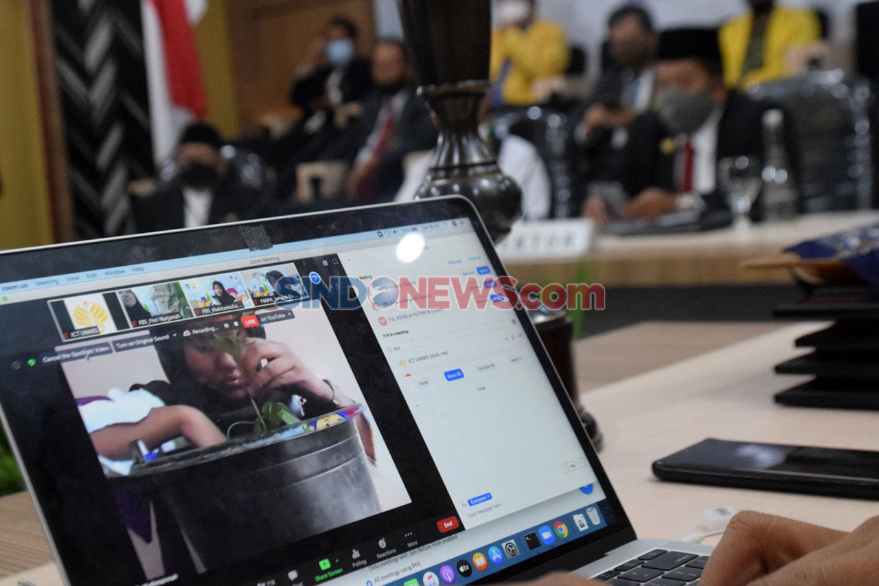 8.532 Maba Unnes Ciptakan...