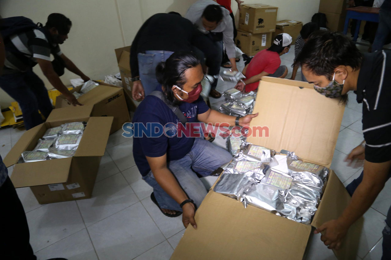BNNP Jatim Gerebek Gudang...