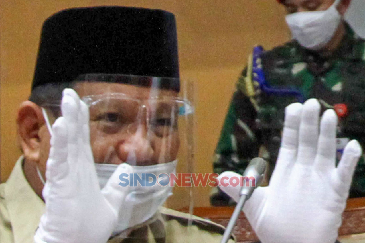 Kenakan Masker dan Face...