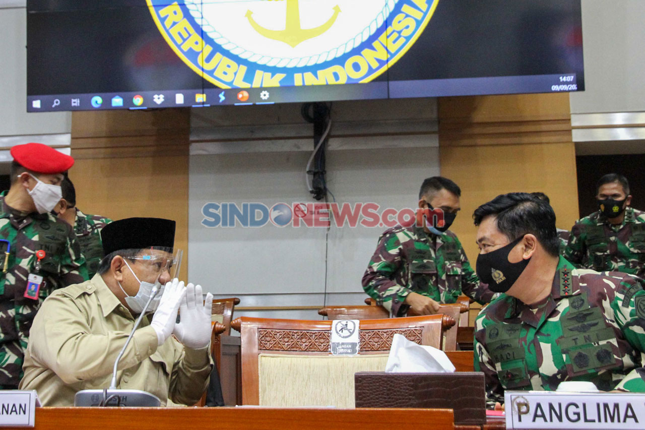 Kenakan Masker dan Face...