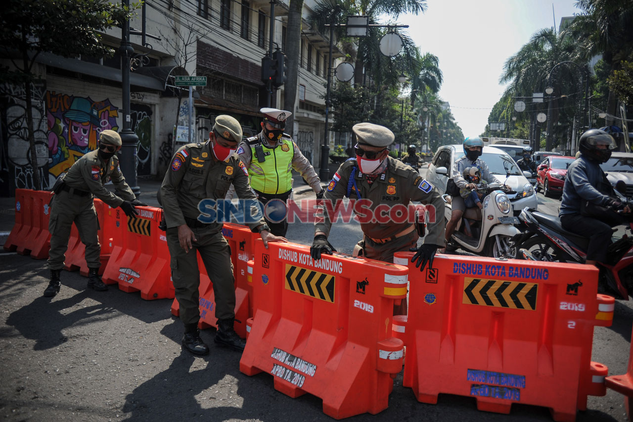 Pemkot Bandung Tutup...