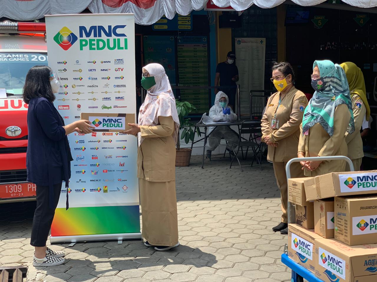 MNC Peduli Salurkan...