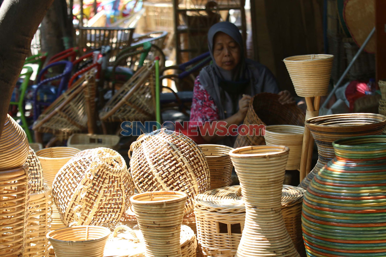 Penjualan Via Online,...