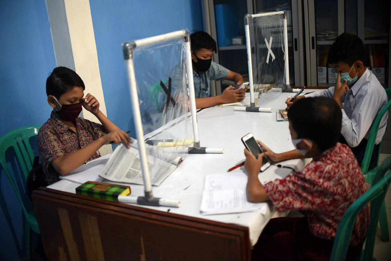 Dampak Pandemi Covid-19,...