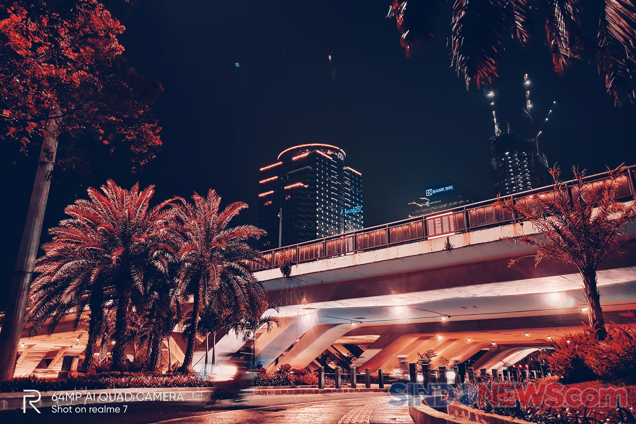 Membingkai Jakarta Lewat...