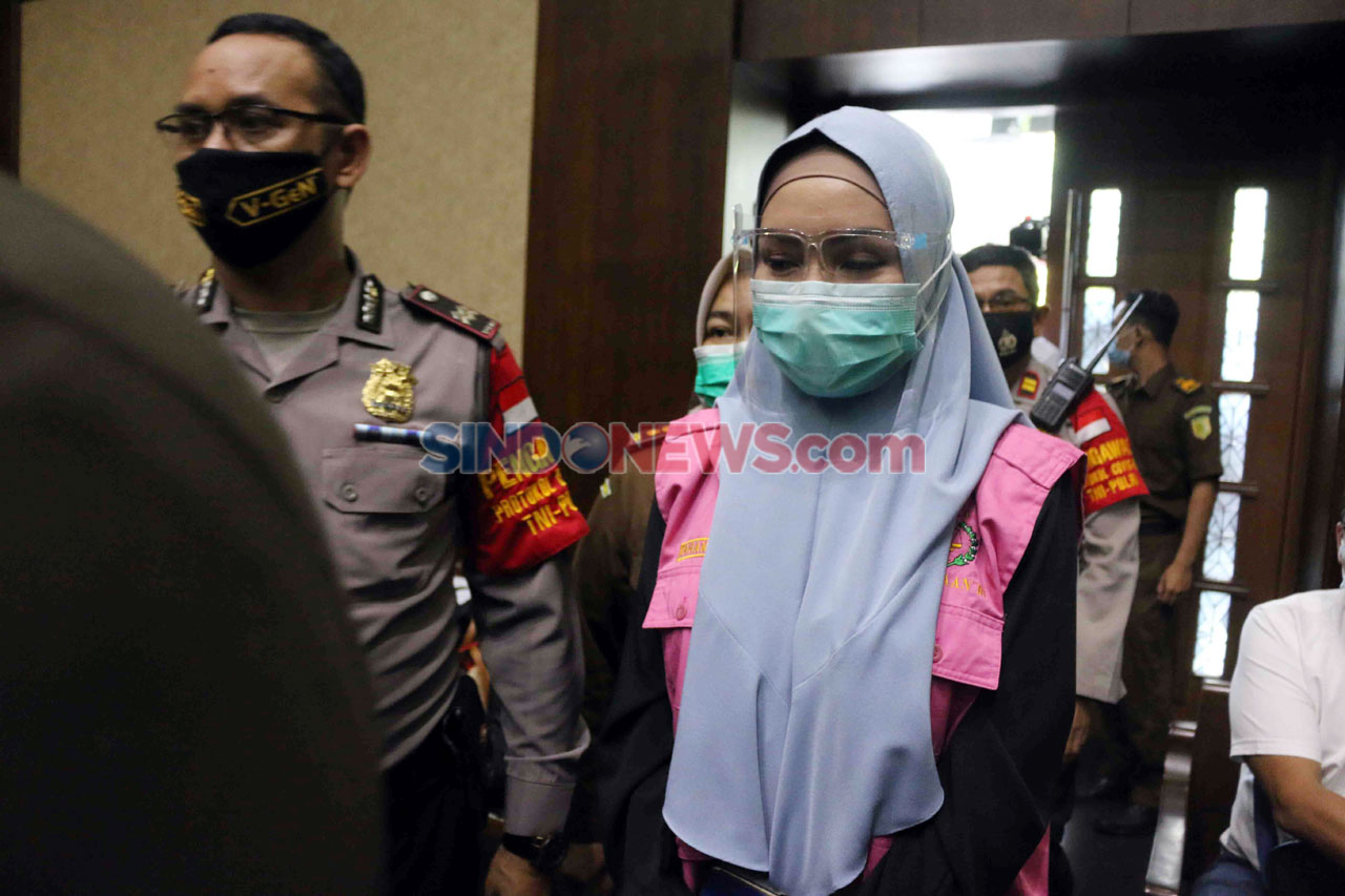 Jaksa Pinangki Jalani...