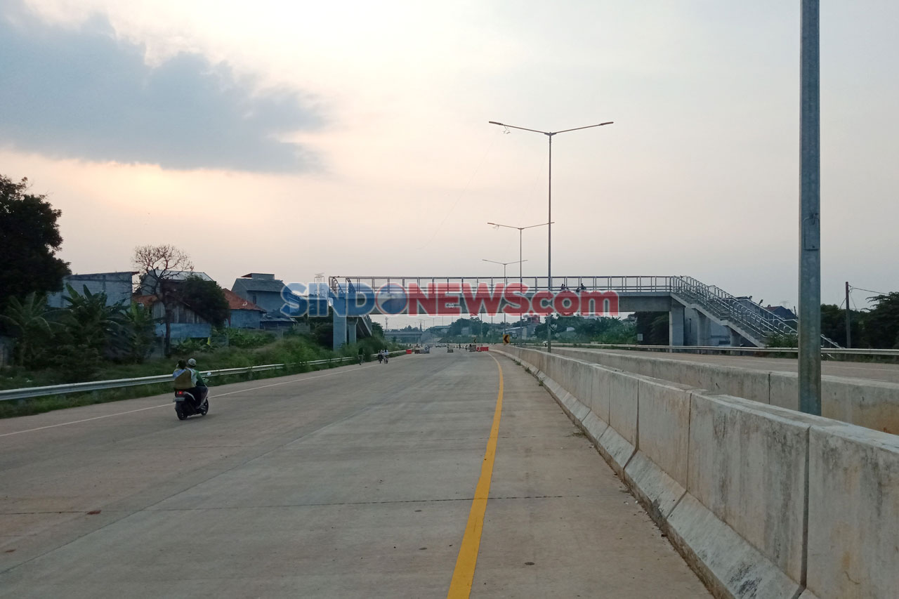Jalan Tol Serpong-Cinere...