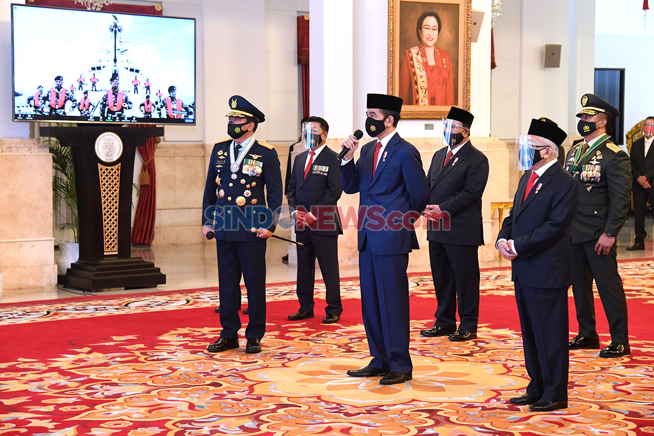 Presiden Pimpin Upacara...