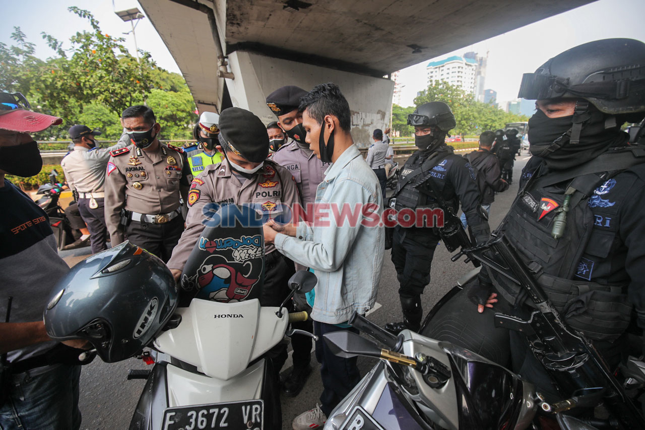 Hendak Ikut Aksi Demo...