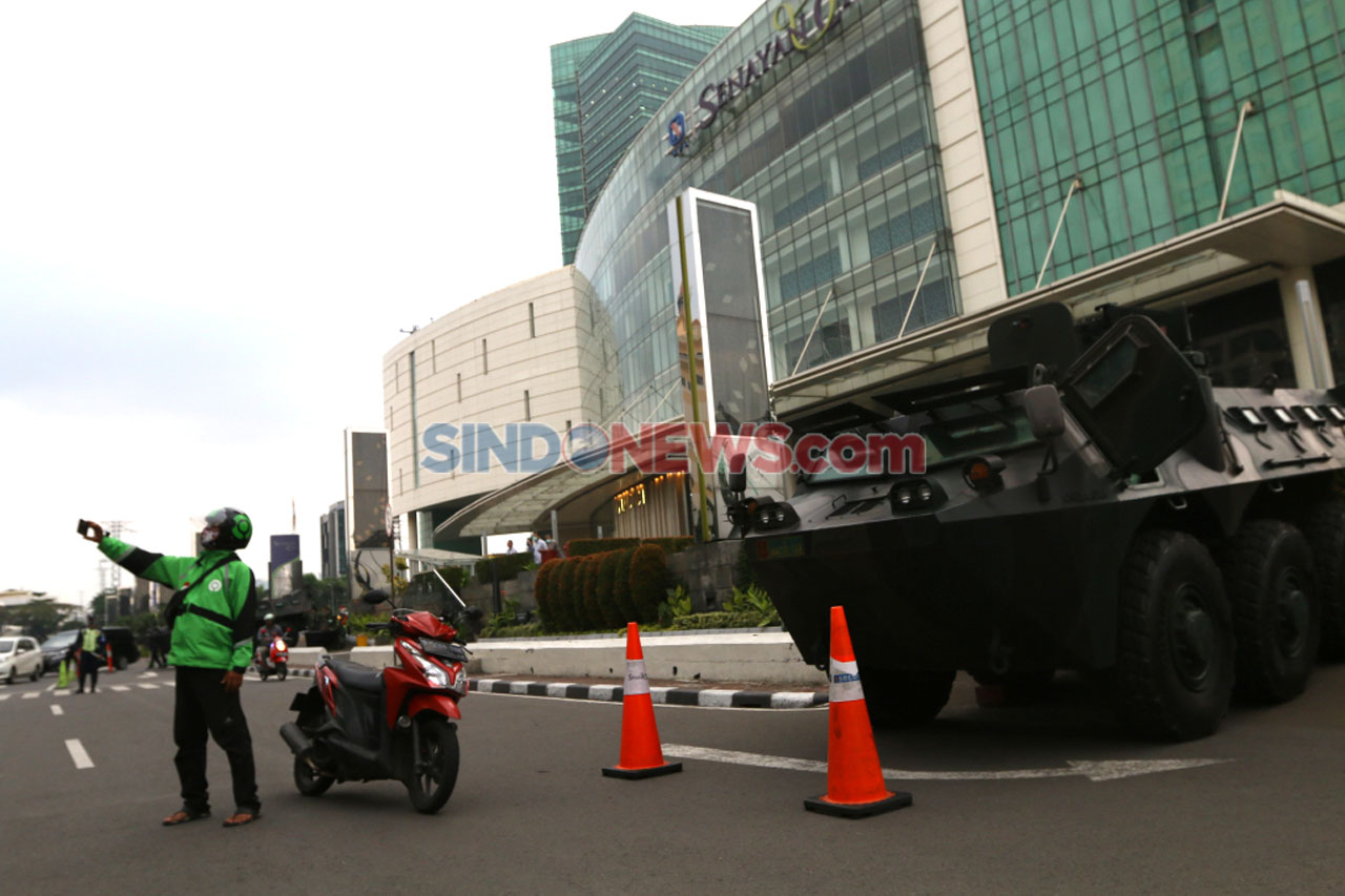 Pengamanan Pusat Perbelanjaan...