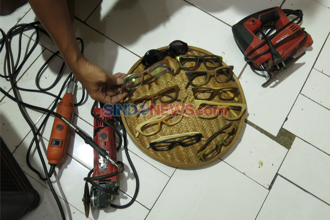 Kacamata dari Limbah...
