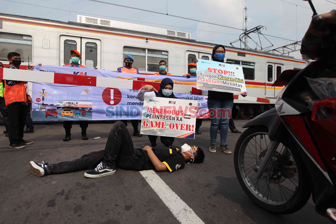 PT KAI Daop 1 Jakarta...