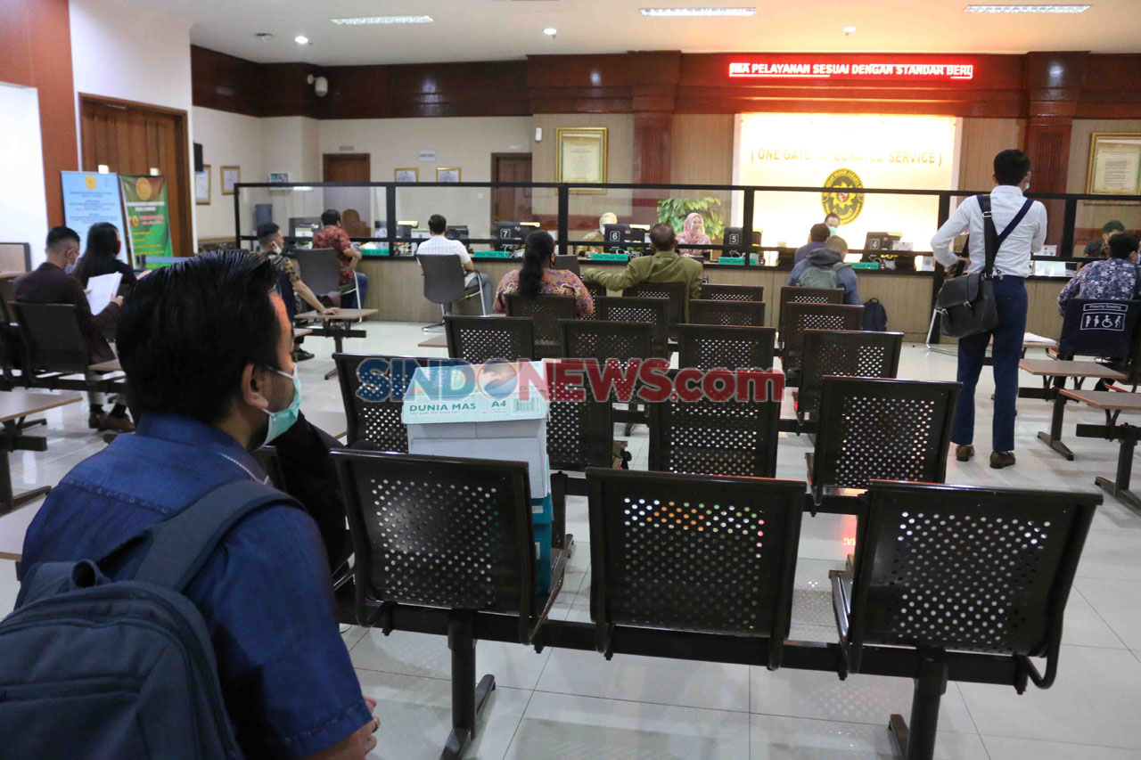 Usai Penutupan 8 Hari,...