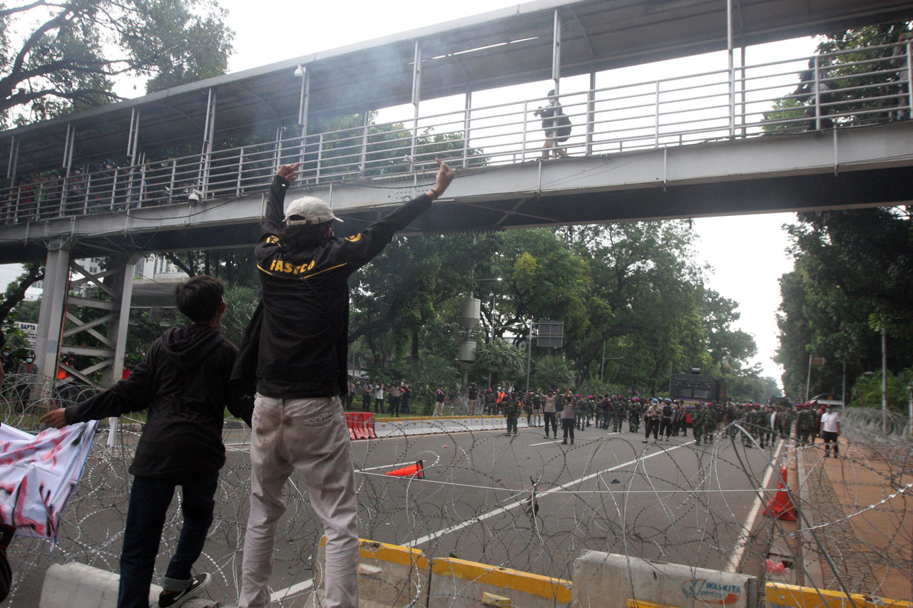 Mahasiswa dan Buruh...