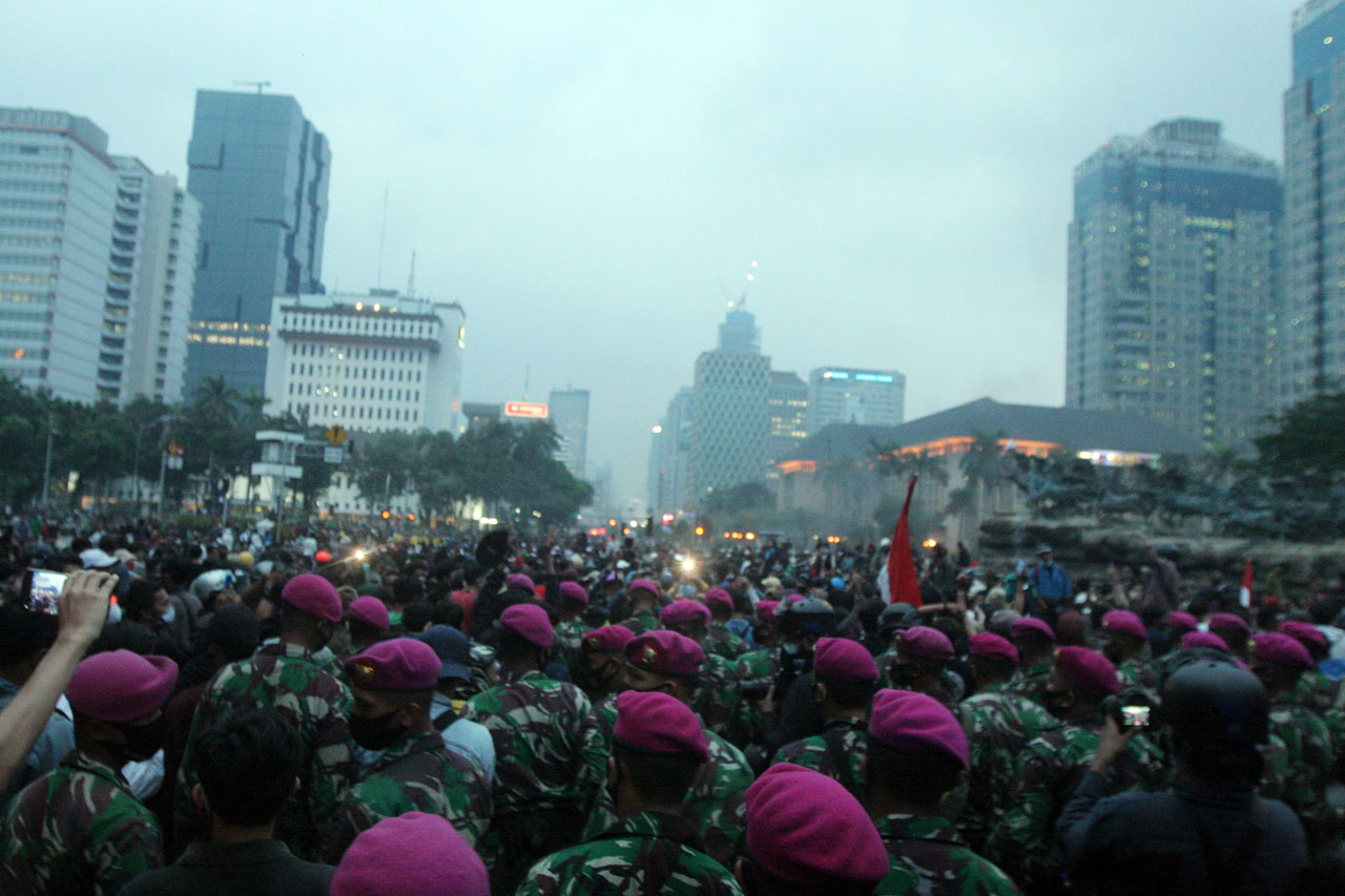 Mahasiswa dan Buruh...