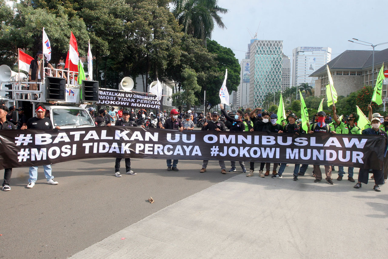 Mahasiswa dan Buruh...