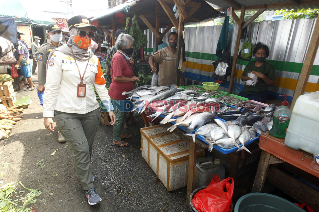 Satpol PP Pulo Gelar...