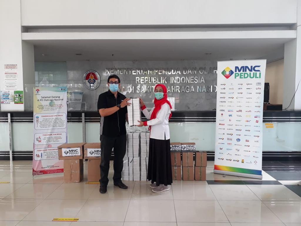 MNC Peduli Bagikan Makan...