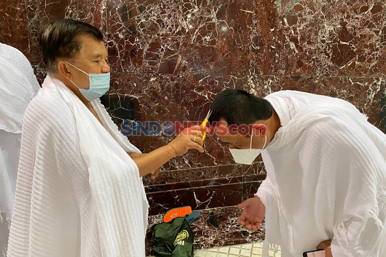 JK dan Rombongan Melaksanakan...