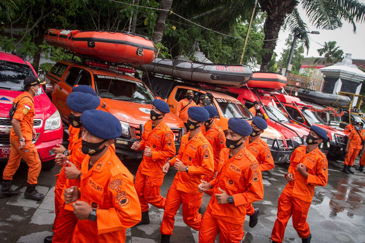 Pemkot Solo Gelar Apel...