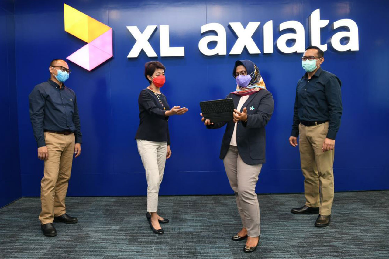 RUPSLB XL Axiata Tetapkan...