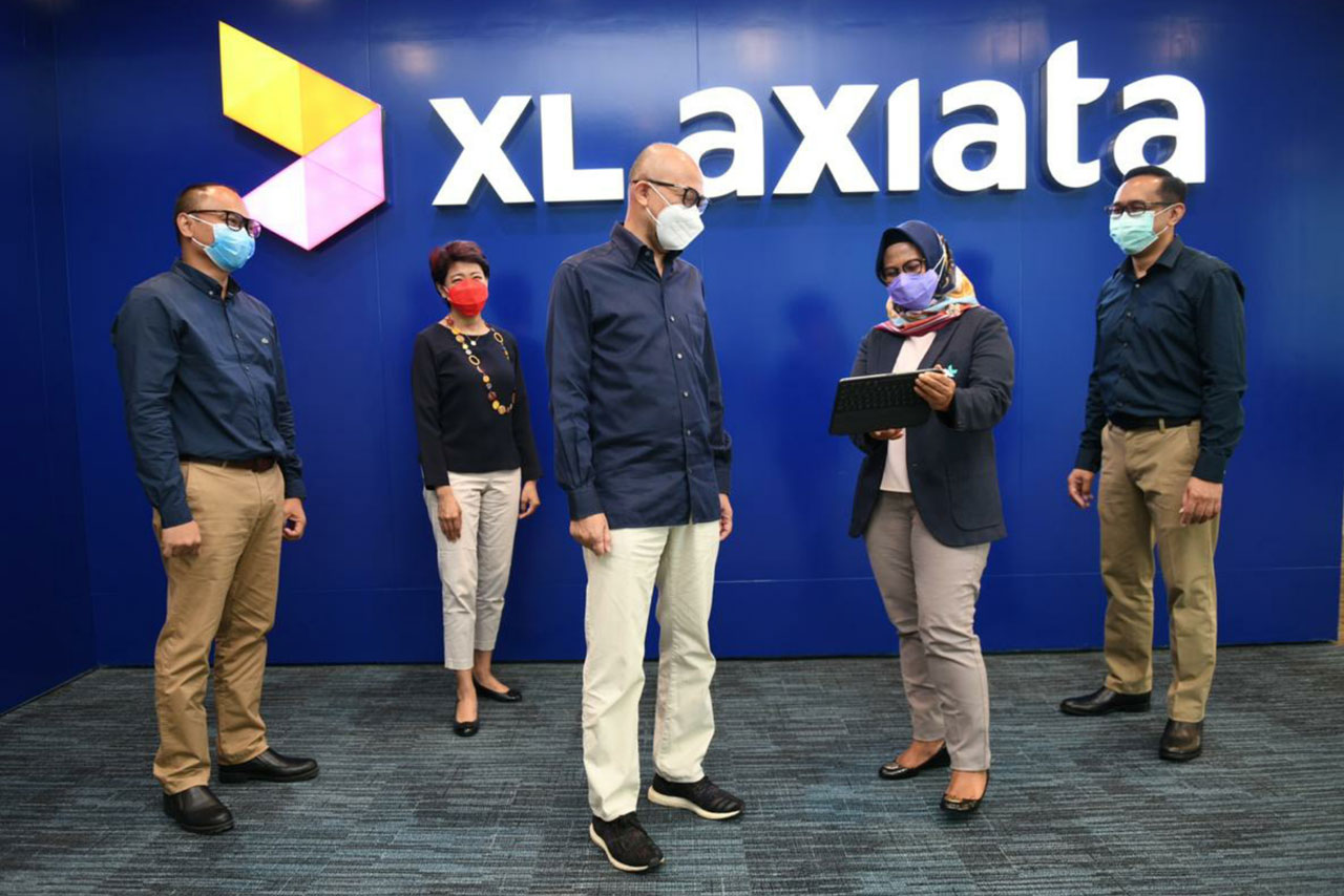 RUPSLB XL Axiata Tetapkan...