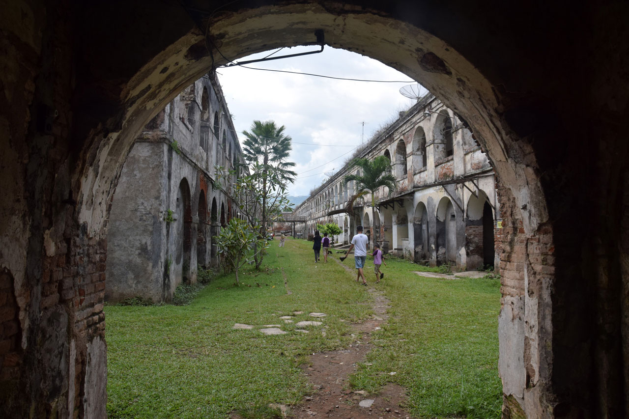 Kokohnya Fort Willem...