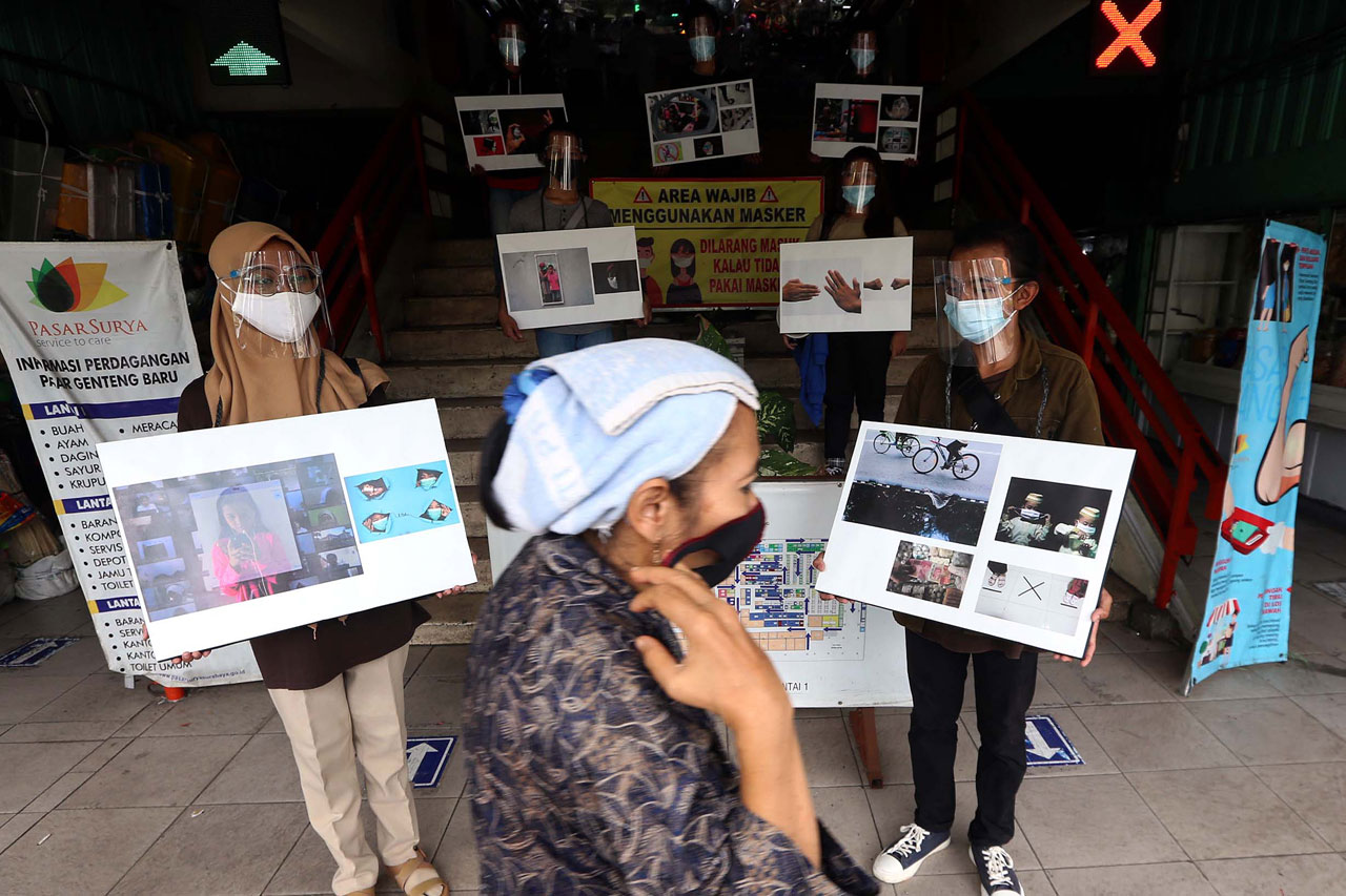Pameran Foto Keliling,...