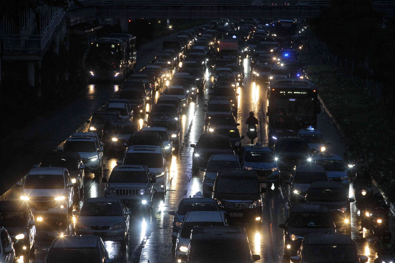 Jam Pulang Kerja, Jakarta...