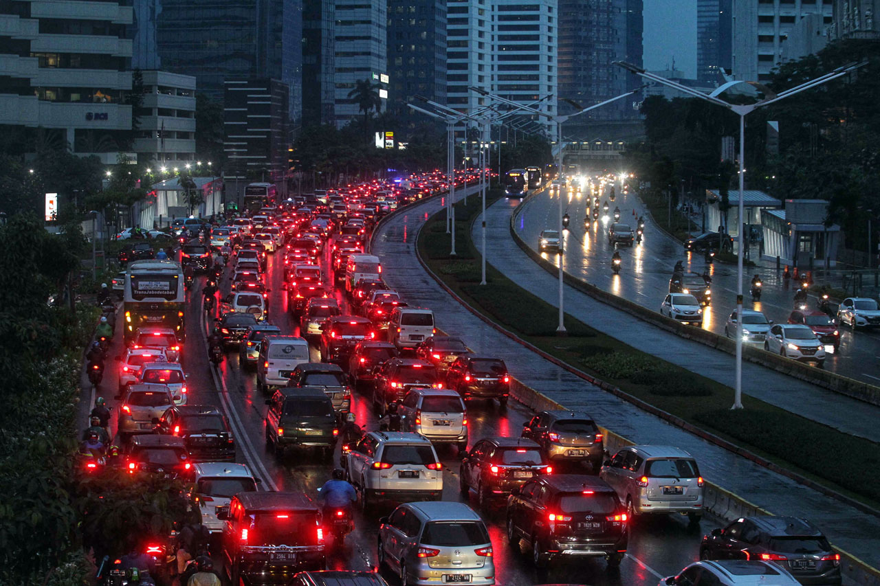 Jam Pulang Kerja, Jakarta...