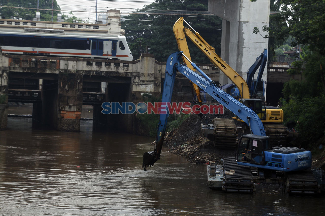 Antisipasi Banjir, Pemprov...