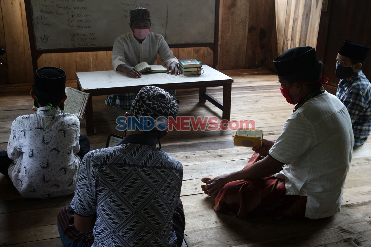 Aktivitas Santri Pesantren...