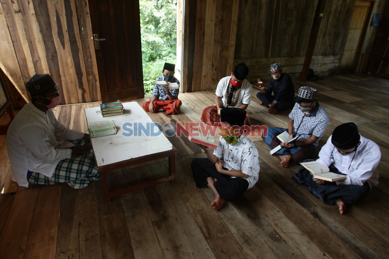 Aktivitas Santri Pesantren...