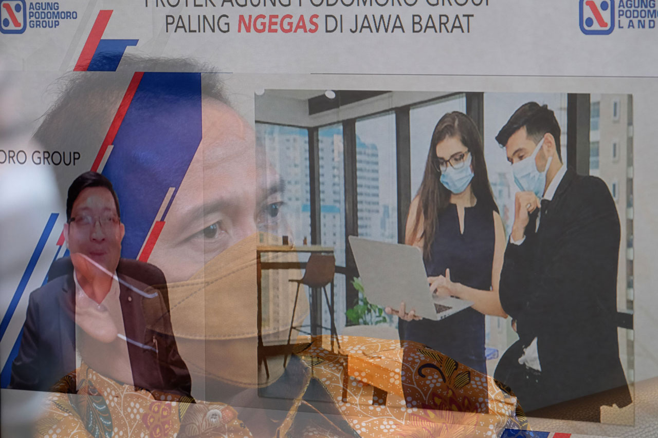Agung Podomoro Terus...