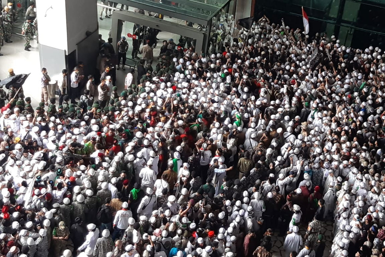 Bentuk Pagar Betis,...