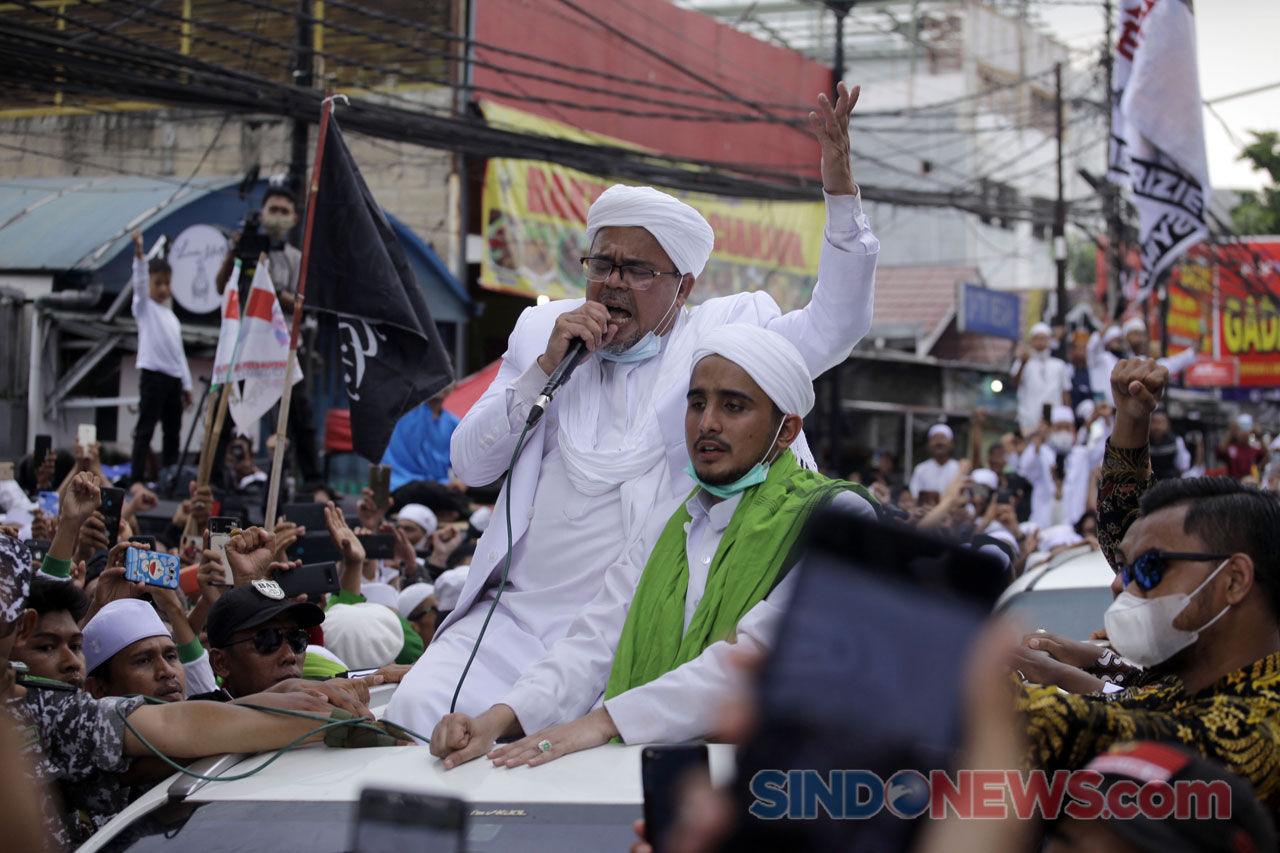 Bersama Pendukungnya...