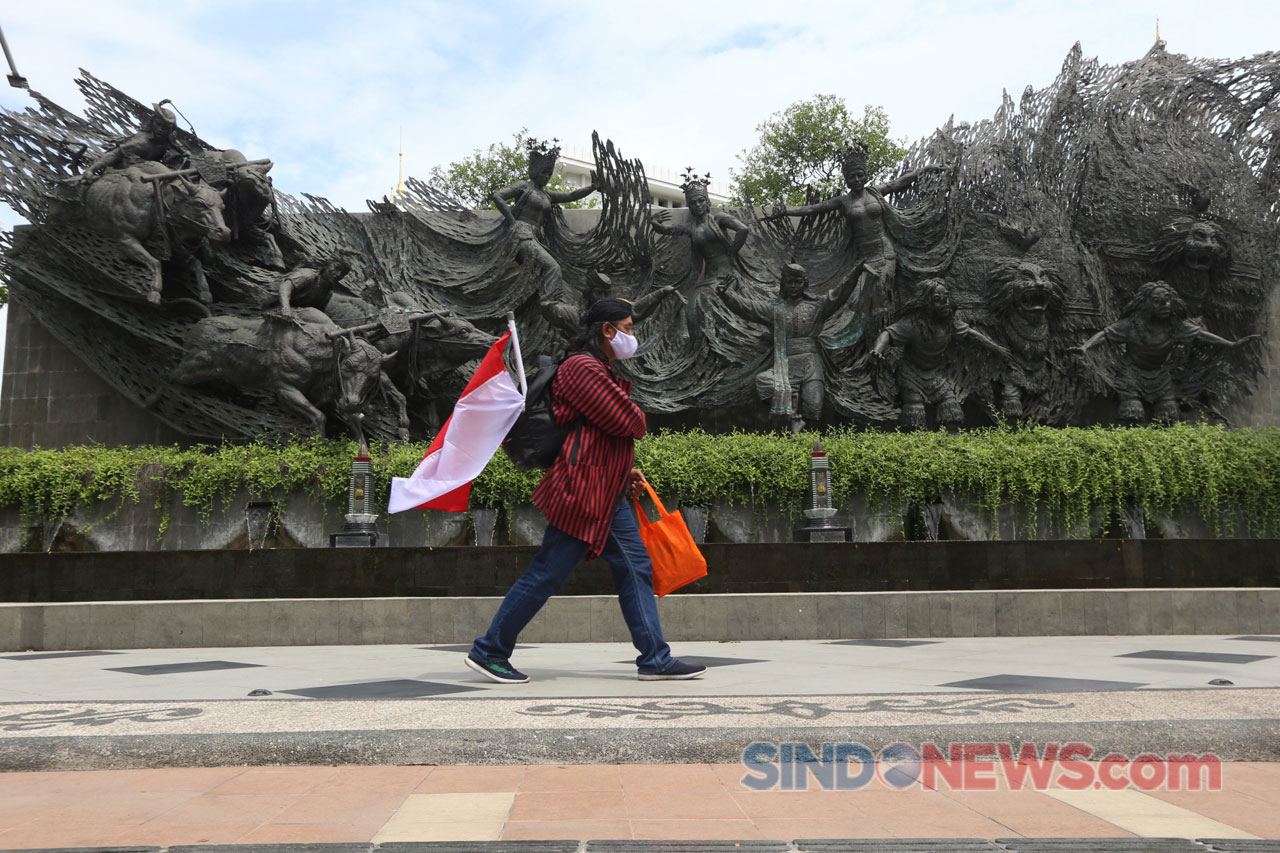 Peringati Hari Pahlawan,...