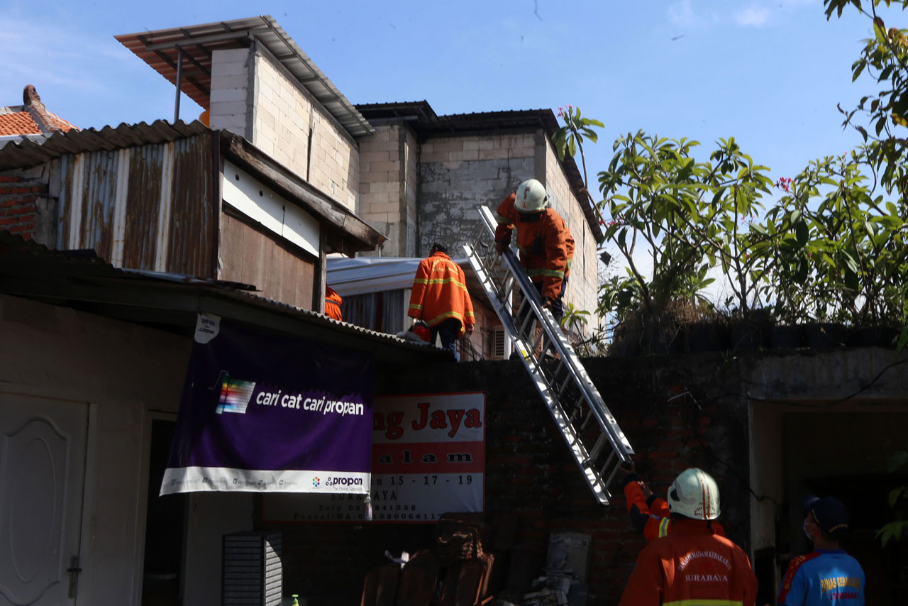 Rumah Kos 3 Lantai di...